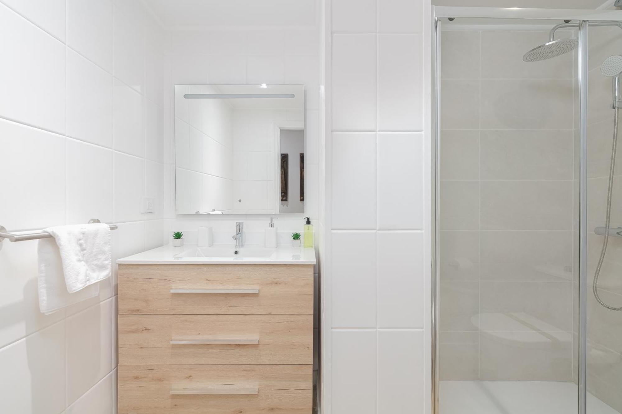Estilo Y Comodidad Con Parking By Cabana Rentals Βίγκο Εξωτερικό φωτογραφία